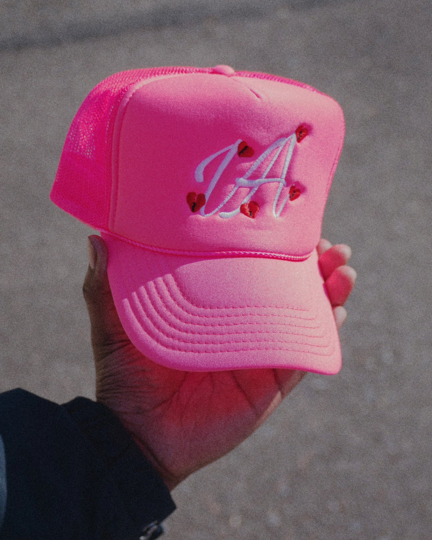 VA HEARTBREAK TRUCKER